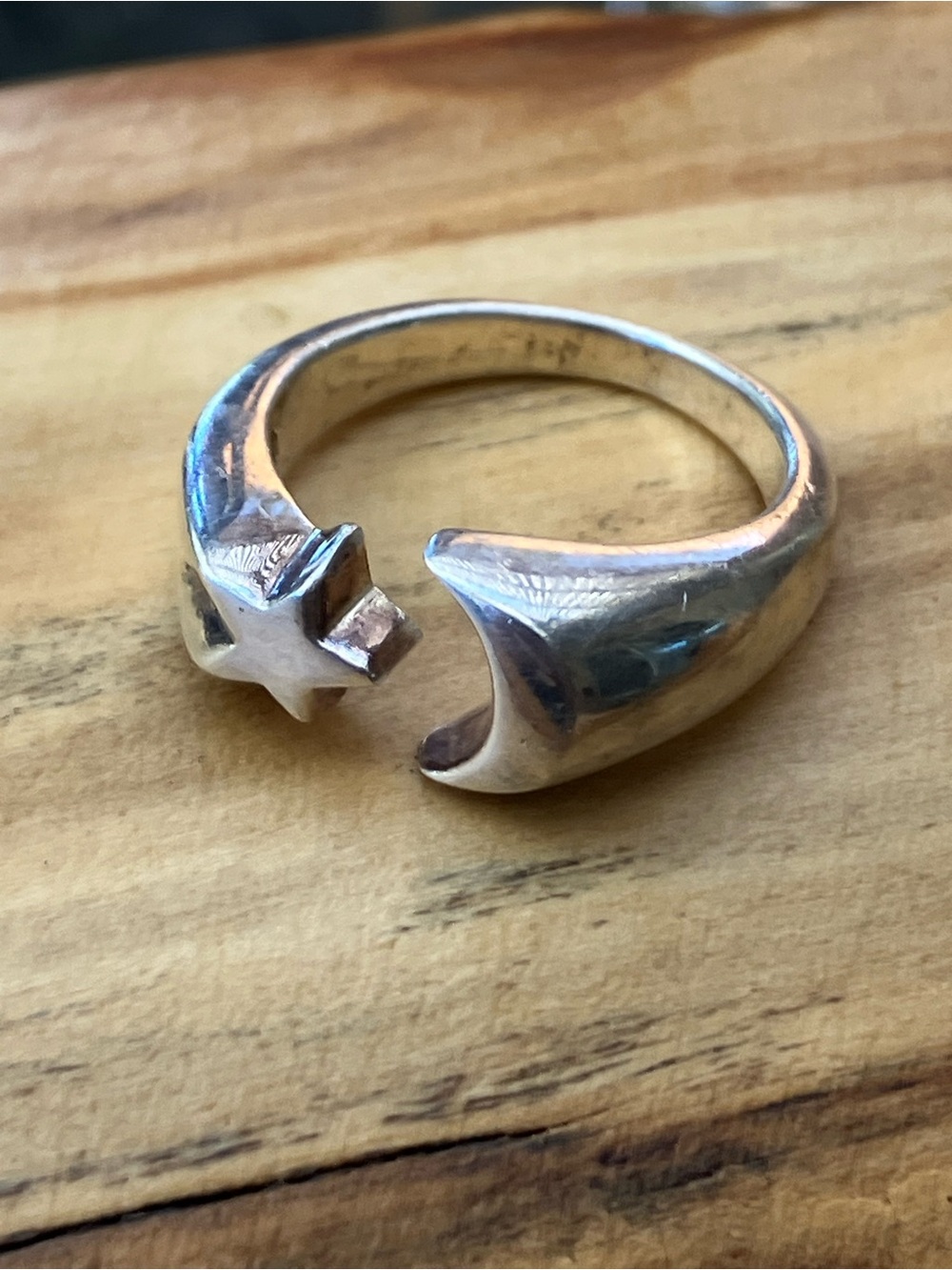 925 Sterling Silver Star & Crescent Moon Open Ring Size 6
